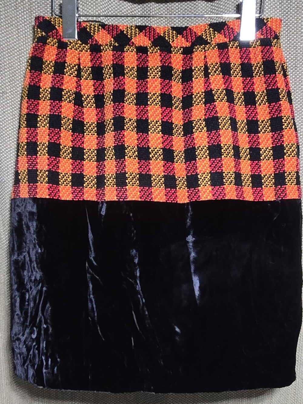 Vintage CHANEL Boutique Tweed Velvet Pencil Skirt FR 44 Made in France